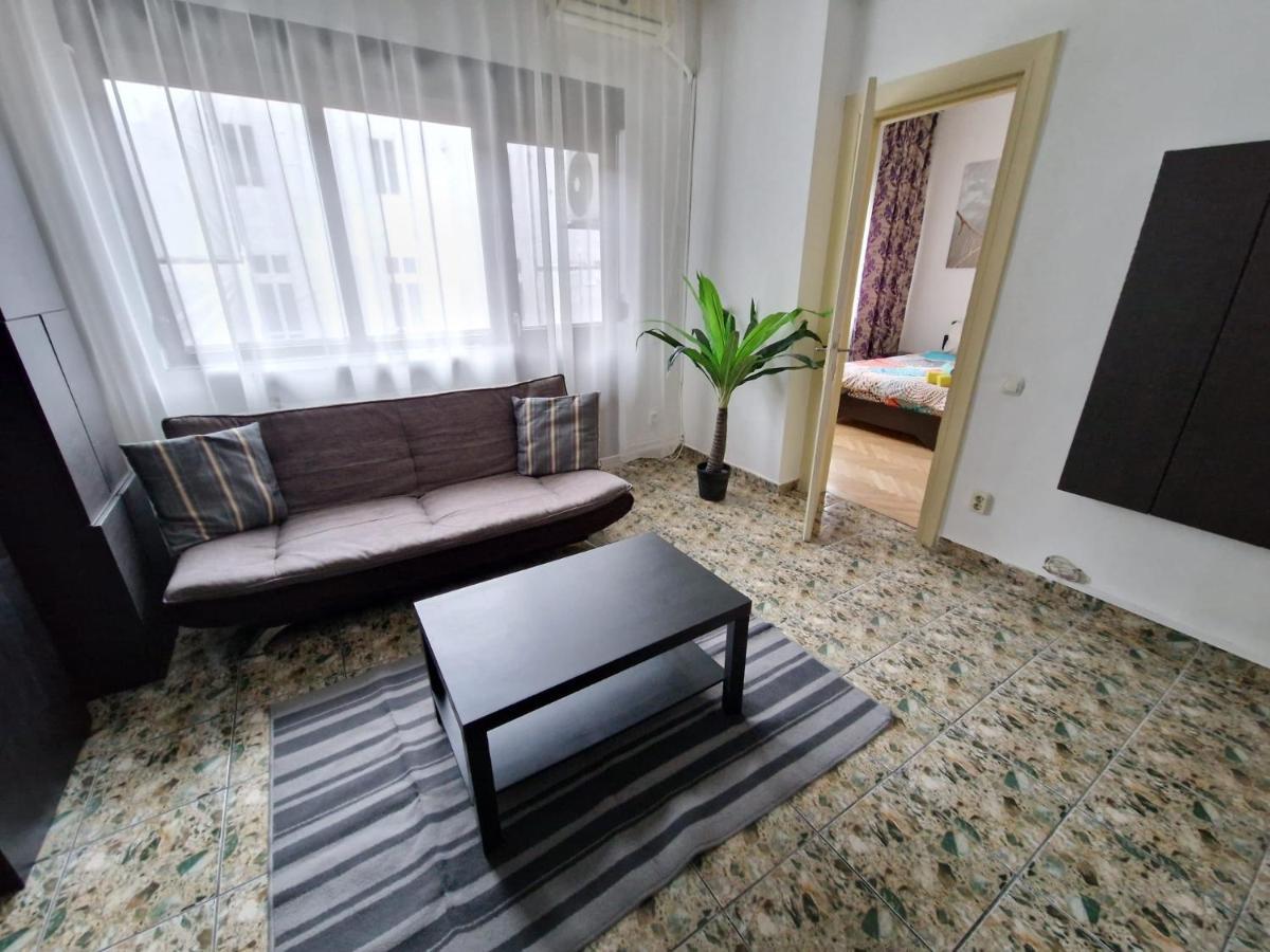 Global Downtown Apartments - Universitate - Calea Victoriei Букурещ Екстериор снимка