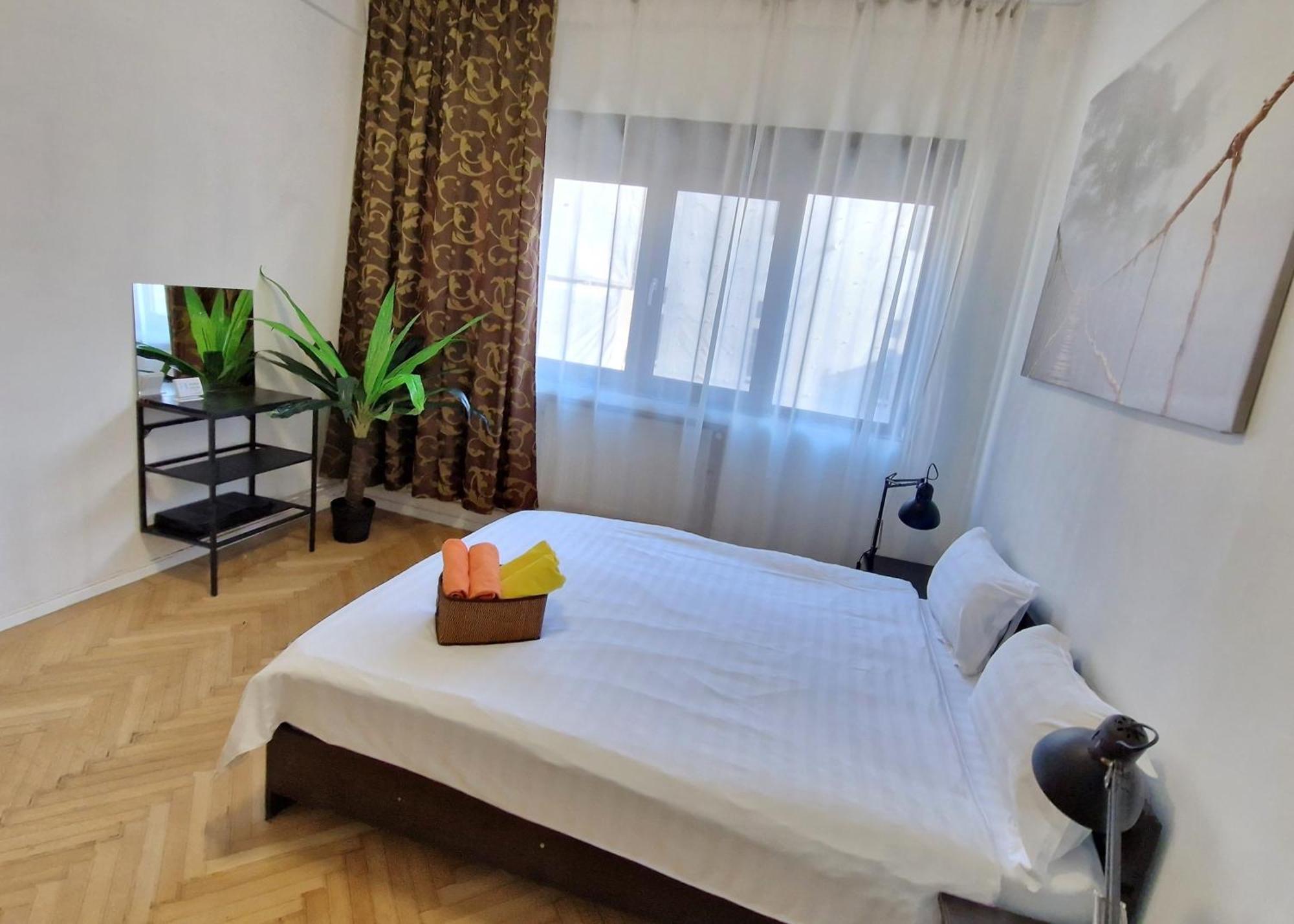 Global Downtown Apartments - Universitate - Calea Victoriei Букурещ Екстериор снимка